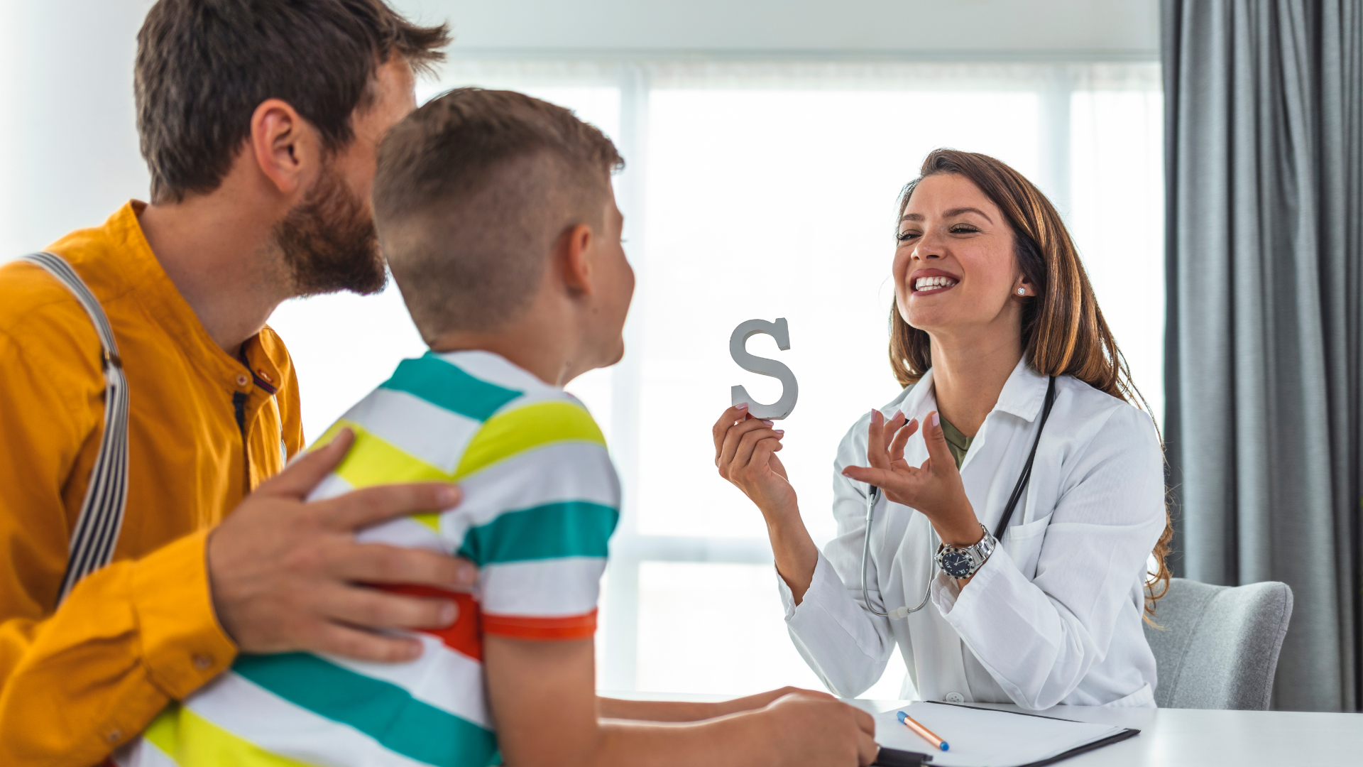 Why Does My Kid Do Well in Speech Therapy but Still Struggle to Communicate at Home?